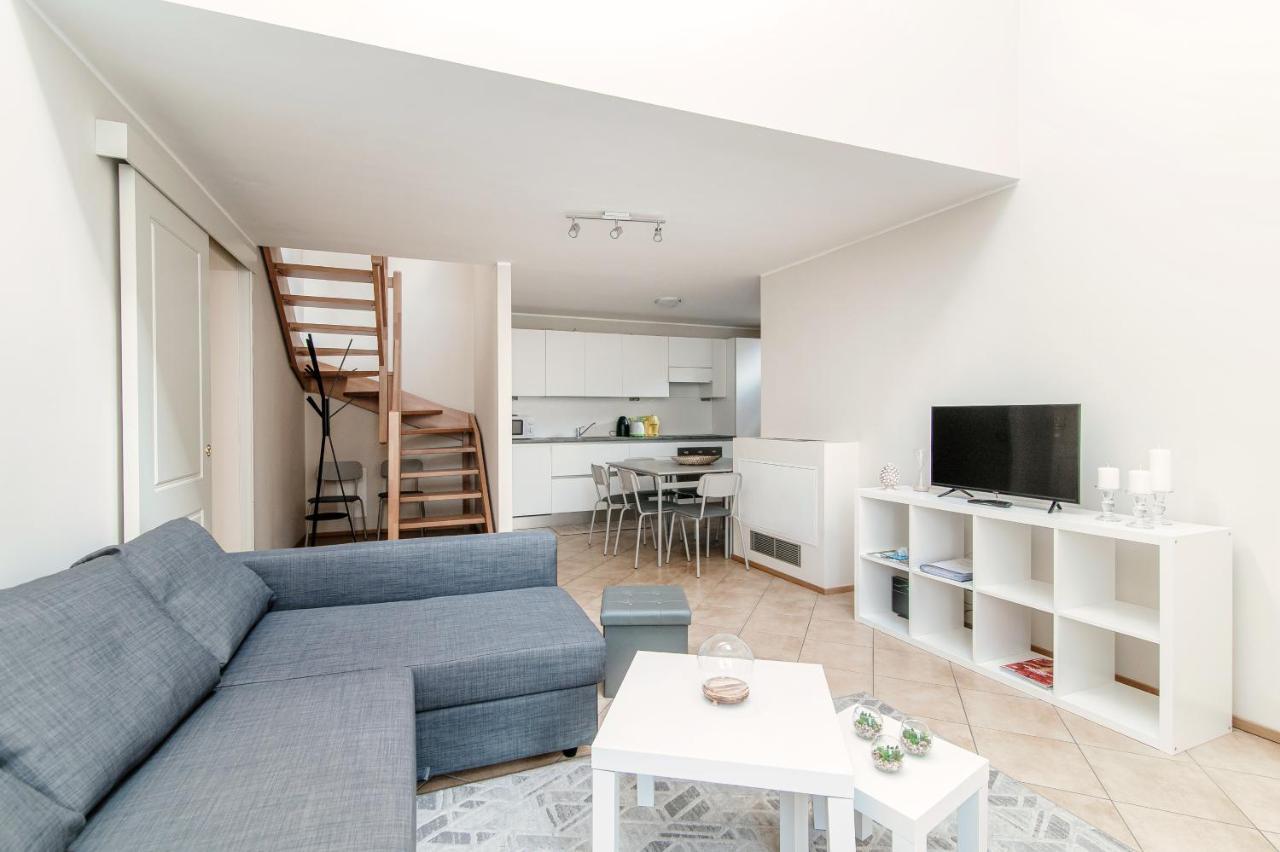 Ferienwohnung Sky Attic 72 - The House Of Travelers Como Exterior foto