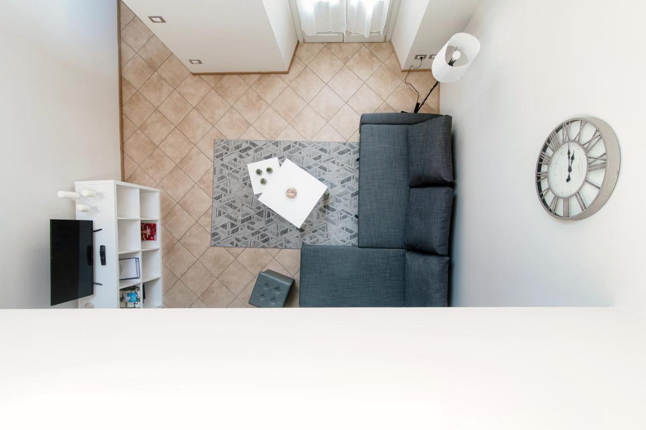 Ferienwohnung Sky Attic 72 - The House Of Travelers Como Exterior foto